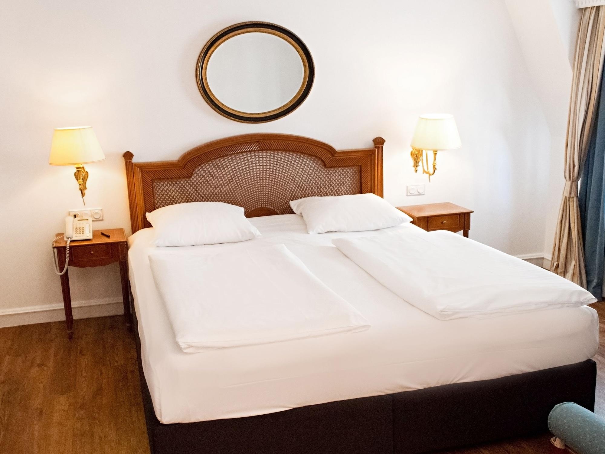 Dormero Hotel Halle Halle  Dış mekan fotoğraf