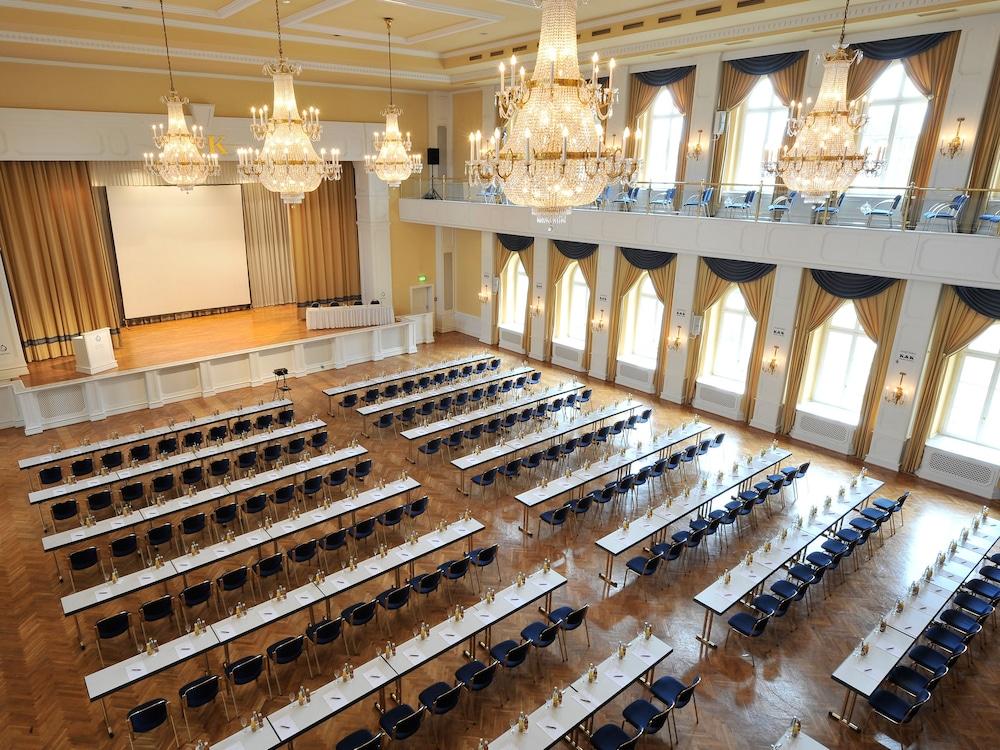 Dormero Hotel Halle Halle  Dış mekan fotoğraf