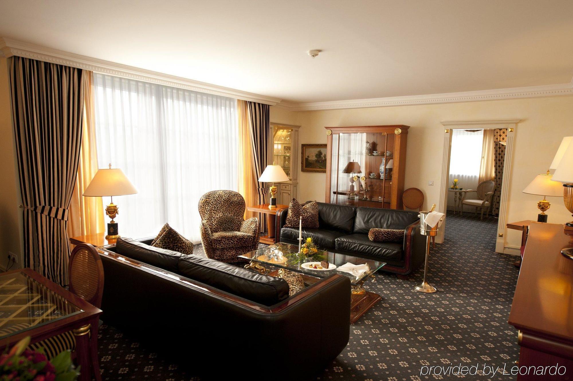Dormero Hotel Halle Halle  Dış mekan fotoğraf