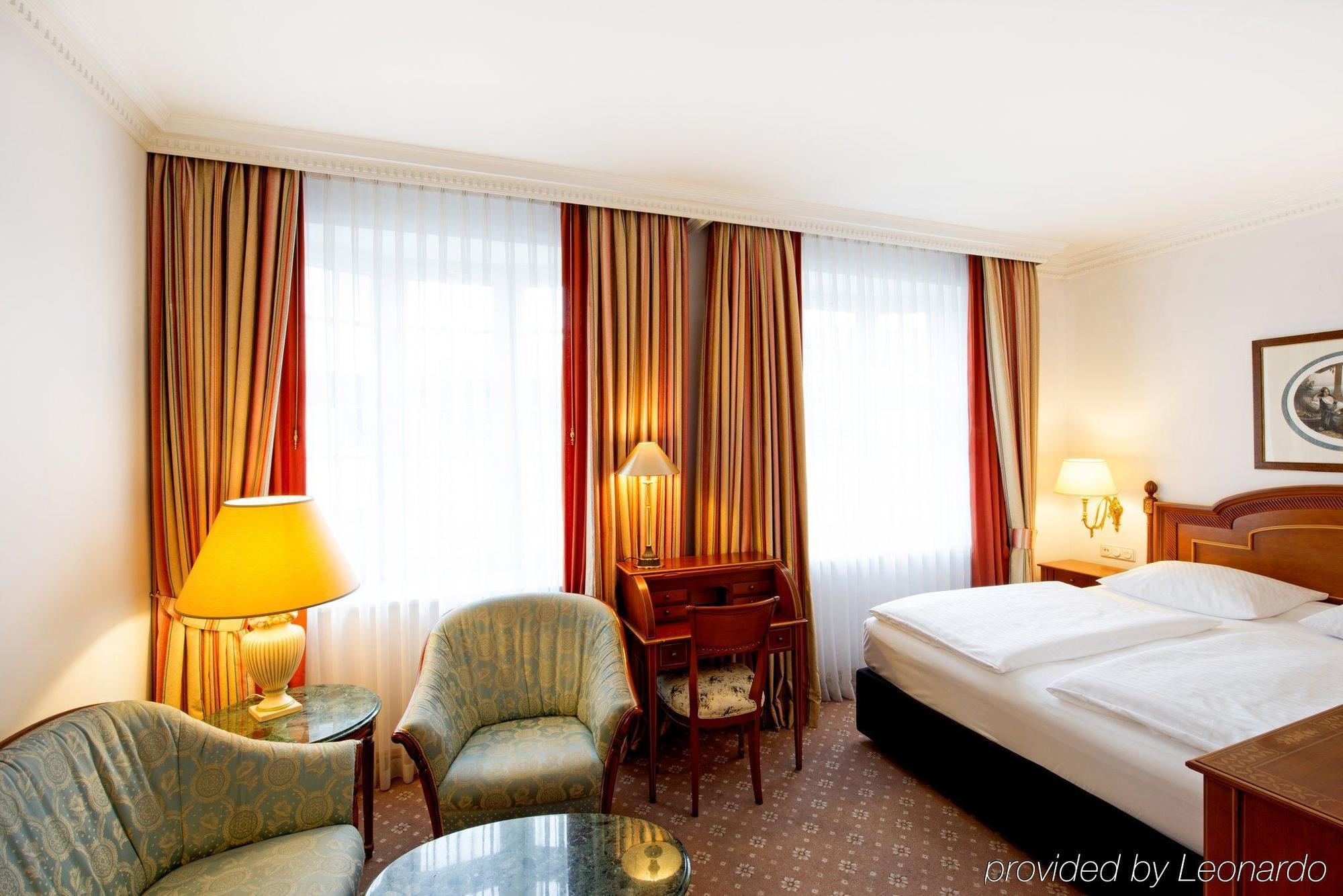 Dormero Hotel Halle Halle  Dış mekan fotoğraf