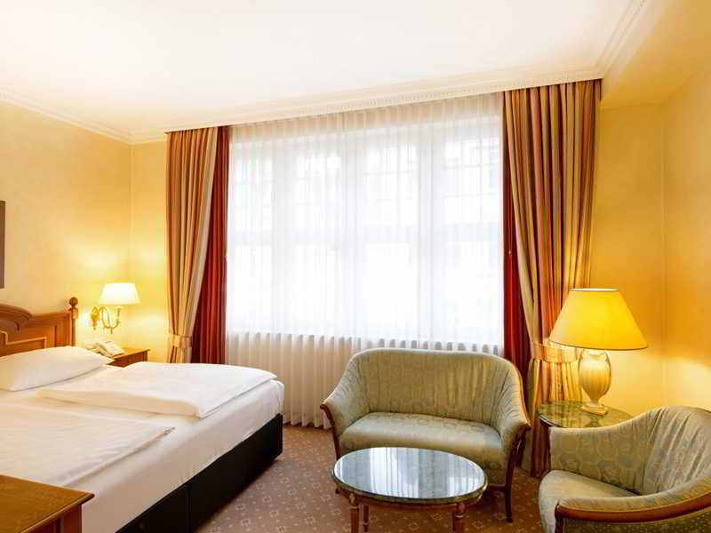 Dormero Hotel Halle Halle  Dış mekan fotoğraf