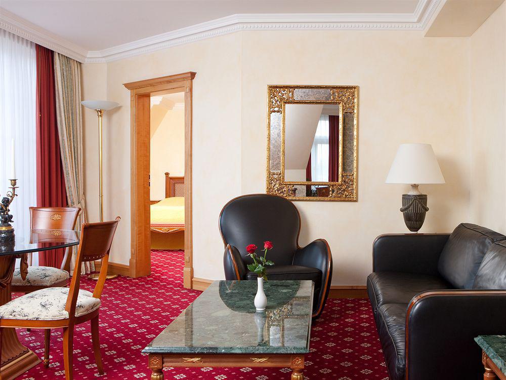 Dormero Hotel Halle Halle  Dış mekan fotoğraf